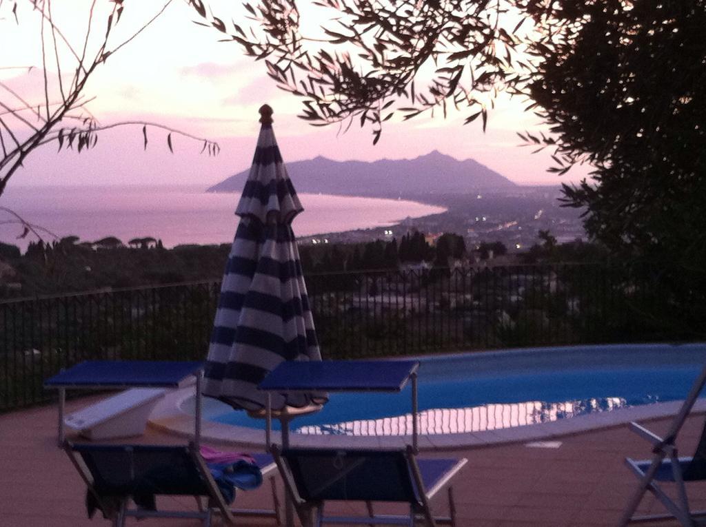 Villa "Ai Galli" Terracina Dış mekan fotoğraf